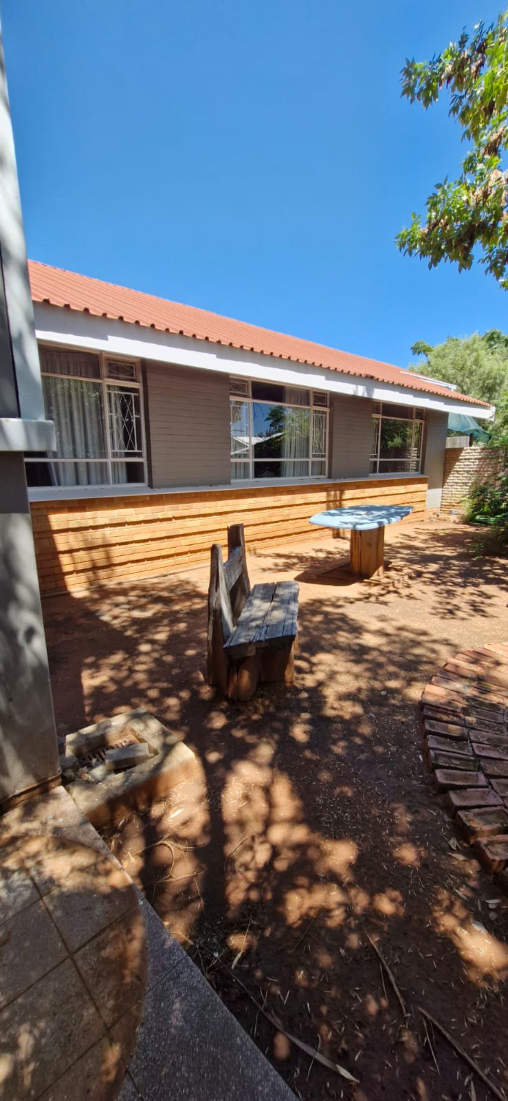 To Let 5 Bedroom Property for Rent in Generaal De Wet Free State